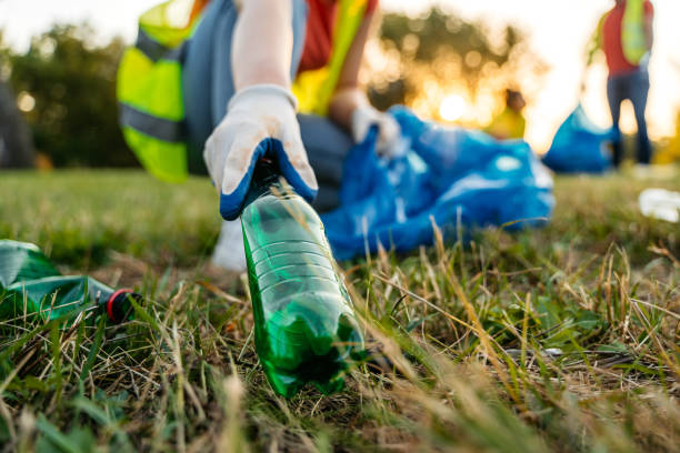 Best Yard Waste Removal  in Flora, IL